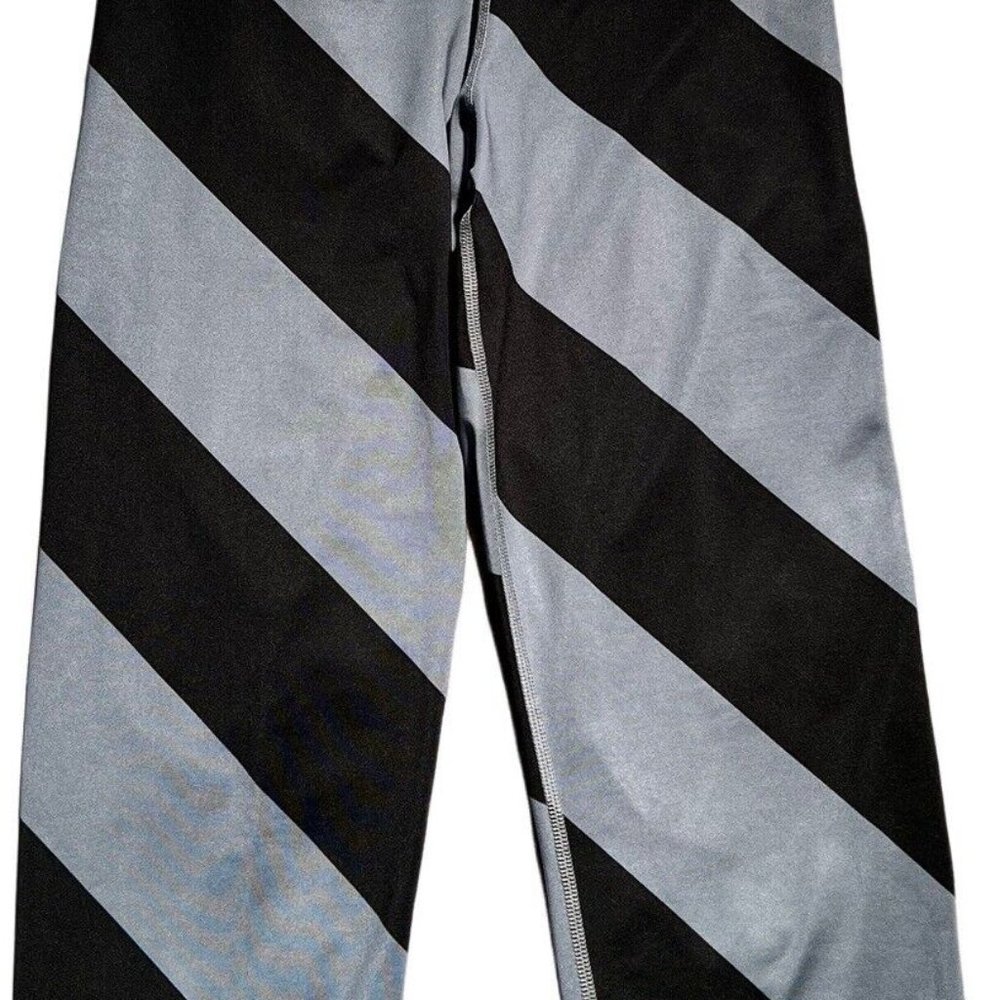 NIKE PRO DRI-FIT CORE CAPRI LEGGINGS DIAGONAL STRIPE BLACK GRAY WMS M ⭐️MINT⭐️